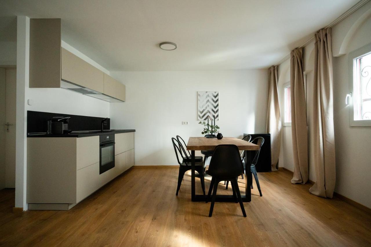 Oldtown Studio Apartment With 2 Bathrooms Дюссельдорф Екстер'єр фото