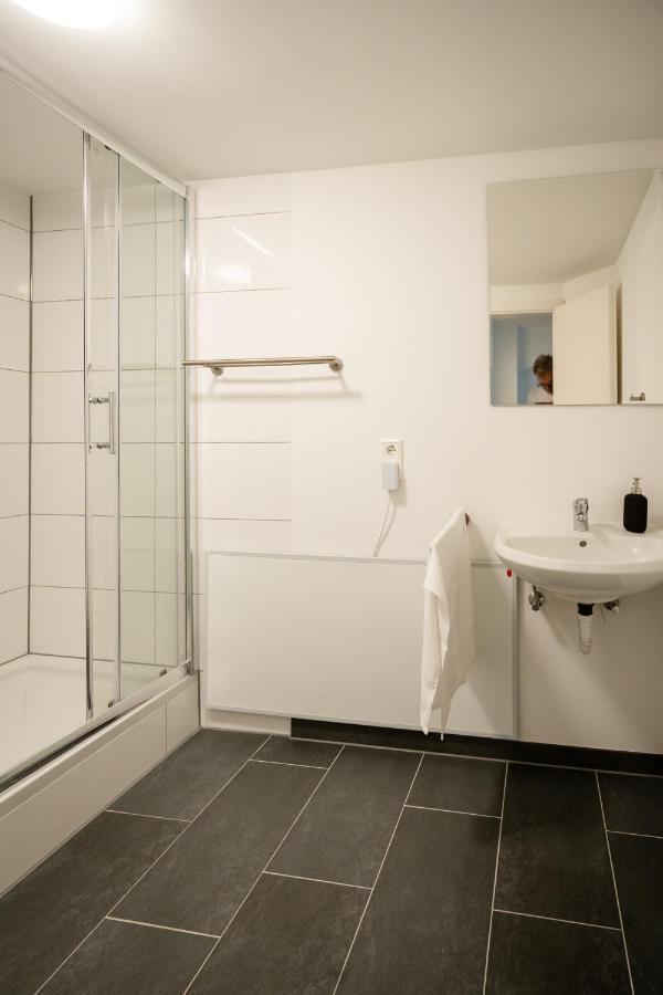 Oldtown Studio Apartment With 2 Bathrooms Дюссельдорф Екстер'єр фото