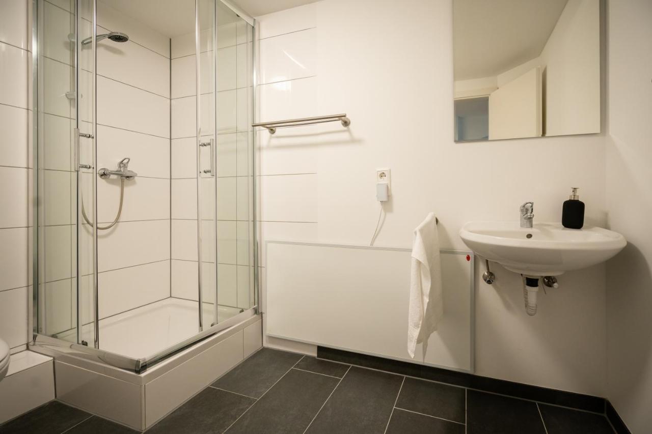 Oldtown Studio Apartment With 2 Bathrooms Дюссельдорф Екстер'єр фото